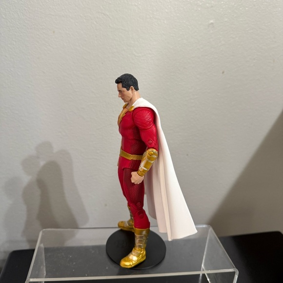 McFarlane DC Shazam Fury of the Gods 7" Figure - Picture 3 of 10